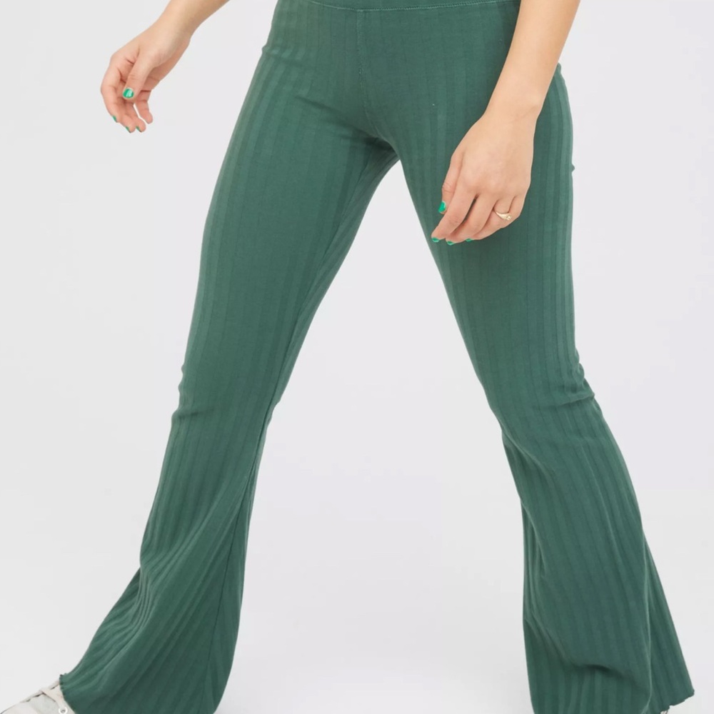 Aerie Green Flare Leggings